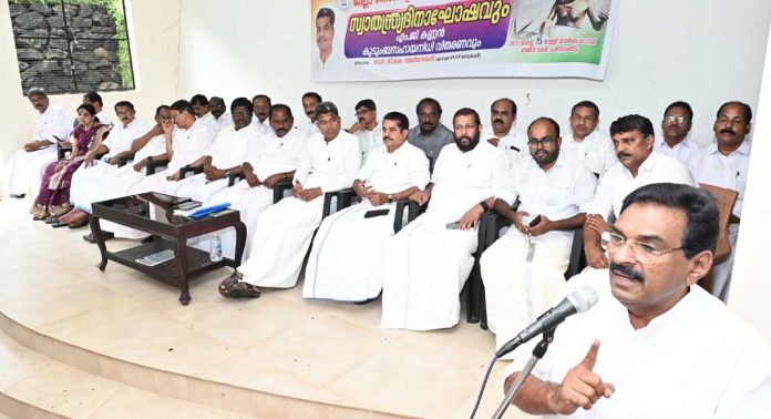 നരേന്ദ്രമോദി സര്ക്കാര് സ്വാതന്ത്ര്യത്തിന്റെ അന്തസത്ത തകര്ക്കുന്നു : ആന്റോ ആന്റണി എം.പി നരേന്ദ്രമോദി സര്ക്കാര് സ്വാതന്ത്ര്യത്തിന്റെ അന്തസത്ത തകര്ക്കുന്നു : ആന്റോ ആന്റണി എം.പി
