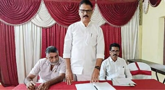കൊടുമൺ മേഖലാ സമ്മേളനത്തിന് മുന്നോടിയായി വനിതാ സമാജം സംയുക്ത സമ്മേളനം നടന്നു കൊടുമൺ മേഖലാ സമ്മേളനത്തിന് മുന്നോടിയായി വനിതാ സമാജം സംയുക്ത സമ്മേളനം നടന്നു