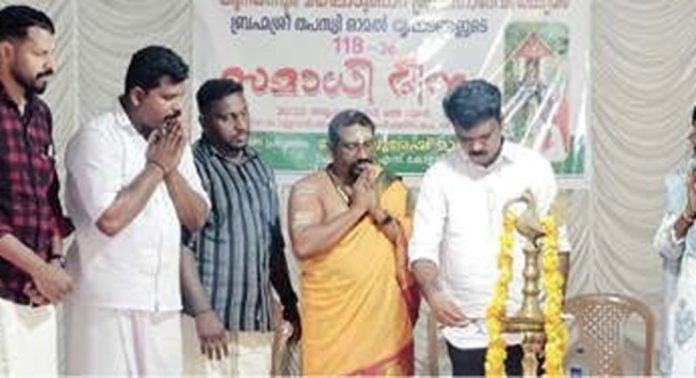 കുറിയന്നൂർ മയിലാടുംപാറ മഹാദേവ ക്ഷേത്രസ്ഥാപകൻ തപസ്വി ഓമലിന്റെ സമാധി ദിനാചരണം നടത്തി കുറിയന്നൂർ മയിലാടുംപാറ മഹാദേവ ക്ഷേത്രസ്ഥാപകൻ തപസ്വി ഓമലിന്റെ സമാധി ദിനാചരണം നടത്തി