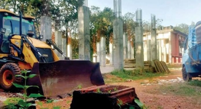 കീഴ്വായ്പൂര് ഗവ.വൊക്കേഷണൽ ഹയർ സെക്കൻഡറി സ്കൂൾ ബഹുനിലമന്ദിരം പണി വീണ്ടും മുടങ്ങി കീഴ്വായ്പൂര് ഗവ.വൊക്കേഷണൽ ഹയർ സെക്കൻഡറി സ്കൂൾ ബഹുനിലമന്ദിരം പണി വീണ്ടും മുടങ്ങി