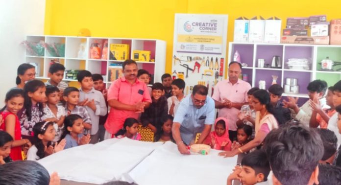 മങ്ങാരം ഗവ.യു പി സ്കൂളിൽ ക്രിയേറ്റീവ് കോർണർ ആരംഭിച്ചു മങ്ങാരം ഗവ.യു പി സ്കൂളിൽ ക്രിയേറ്റീവ് കോർണർ ആരംഭിച്ചു