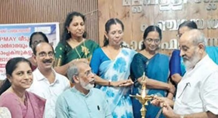 മല്ലപ്പള്ളി ബ്ലോക്ക് പഞ്ചായത്ത് പരിധിയിലുള്ള പൂർത്തീകരിച്ച പിഎംഎവൈ വീടുകളുടെ താക്കോൽദാനം നിര്വഹിച്ചു മല്ലപ്പള്ളി ബ്ലോക്ക് പഞ്ചായത്ത് പരിധിയിലുള്ള പൂർത്തീകരിച്ച പിഎംഎവൈ വീടുകളുടെ താക്കോൽദാനം നിര്വഹിച്ചു