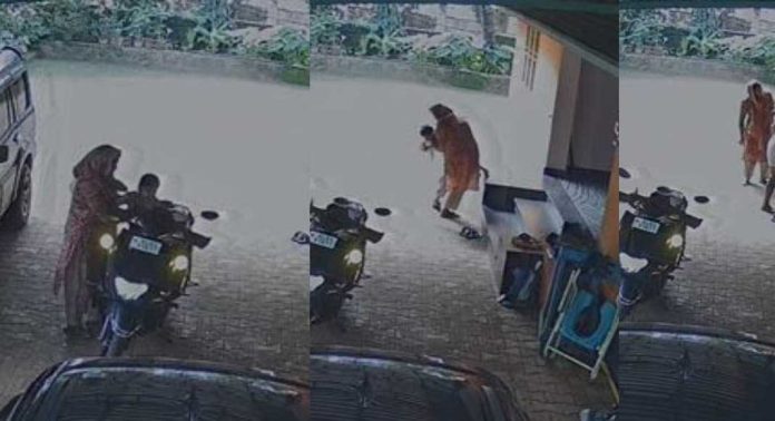 ഭക്ഷണം തൊണ്ടയിൽ കുടുങ്ങിയ കുഞ്ഞിന് പ്രഥമ ശുശ്രൂഷ നൽകി രക്ഷപ്പെടുത്തി പിതാവ് ഭക്ഷണം തൊണ്ടയിൽ കുടുങ്ങിയ കുഞ്ഞിന് പ്രഥമ ശുശ്രൂഷ നൽകി രക്ഷപ്പെടുത്തി പിതാവ്