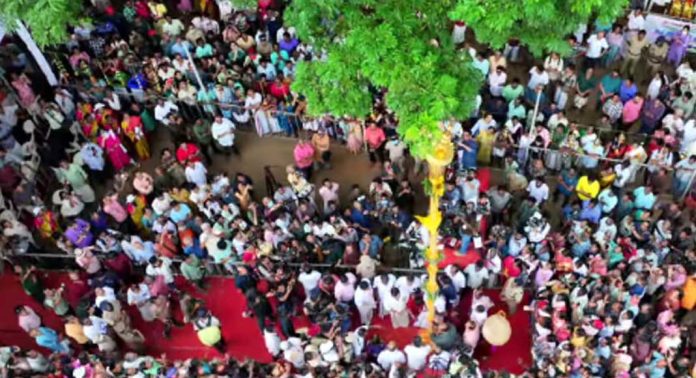 പൊന്നോണത്തിന്റെ വരവറിയിച്ച് തൃപ്പൂണിത്തുറ അത്തച്ചമയ ആഘോഷങ്ങൾക്ക് തുടക്കമായി പൊന്നോണത്തിന്റെ വരവറിയിച്ച് തൃപ്പൂണിത്തുറ അത്തച്ചമയ ആഘോഷങ്ങൾക്ക് തുടക്കമായി