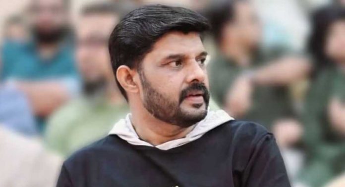 അന്തരിച്ച ചലച്ചിത്രതാരം കലാഭവന് നവാസിന്റെ ഖബറടക്കം ഇന്ന് അന്തരിച്ച ചലച്ചിത്രതാരം കലാഭവന് നവാസിന്റെ ഖബറടക്കം ഇന്ന്