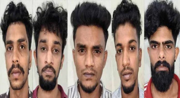 തട്ടുകടയിലെ ആക്രമണം ; പ്രതികളില് അഞ്ചുപേരെ പോലീസ് പിടികൂടി തട്ടുകടയിലെ ആക്രമണം ; പ്രതികളില് അഞ്ചുപേരെ പോലീസ് പിടികൂടി