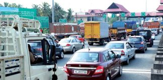 ടോൾ നൽകാതെ പോയ വണ്ടി തടഞ്ഞു; കോഴിക്കോട് ടോൾ പ്ലാസ ജീവനക്കാരനെ വണ്ടിച്ചിടിച്ച് അപായപ്പെടുത്താൻ ശ്രമം