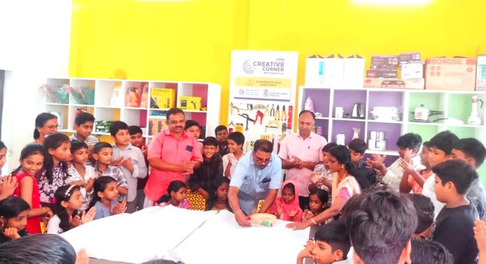 പന്തളം മങ്ങാരം ഗവ.യു പി സ്കൂളിൽ ക്രിയേറ്റീവ് കോർണർ ആരംഭിച്ചു പന്തളം മങ്ങാരം ഗവ.യു പി സ്കൂളിൽ ക്രിയേറ്റീവ് കോർണർ ആരംഭിച്ചു