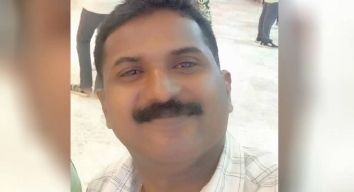 പത്തനംതിട്ട നാറാണംമുഴിയിലെ ഷിനോജിന്റെ ആത്മഹത്യ ; ഭാര്യയ്ക്ക് ശമ്പളം ലഭിക്കാത്തതിലുള്ള മനോവിഷമം തന്നെയെന്ന് ഉറപ്പിച്ച് പിതാവ് ത്യാഗരാജന് പത്തനംതിട്ട നാറാണംമുഴിയിലെ ഷിനോജിന്റെ ആത്മഹത്യ ; ഭാര്യയ്ക്ക് ശമ്പളം ലഭിക്കാത്തതിലുള്ള മനോവിഷമം തന്നെയെന്ന് ഉറപ്പിച്ച് പിതാവ് ത്യാഗരാജന്