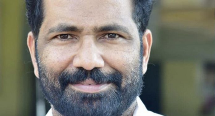രാഹുൽ വിഷയത്തിൽ ഷാഫിയെ വിമർശിച്ച് ടി വി രാജേഷ് രാഹുൽ വിഷയത്തിൽ ഷാഫിയെ വിമർശിച്ച് ടി വി രാജേഷ്
