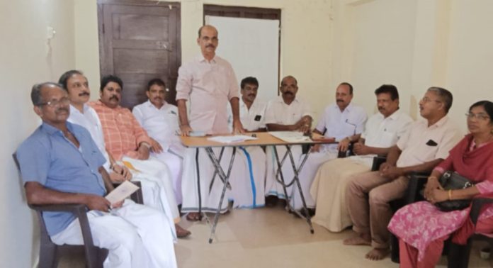 പെൻഷൻ കുടിശ്ശികയും മറ്റ് ആനുകൂല്യങ്ങളും ഓണത്തിന് മുൻപ് വിതരണം ചെയ്യണം ; ഐ എൻ റ്റി യു സി യിൽ അഫിലിയേറ്റ് ചെയ്ത യൂണിയനുകളുടെ ജില്ലാ കോർഡിനേഷൻ കമ്മറ്റി പെൻഷൻ കുടിശ്ശികയും മറ്റ് ആനുകൂല്യങ്ങളും ഓണത്തിന് മുൻപ് വിതരണം ചെയ്യണം ; ഐ എൻ റ്റി യു സി യിൽ അഫിലിയേറ്റ് ചെയ്ത യൂണിയനുകളുടെ ജില്ലാ കോർഡിനേഷൻ കമ്മറ്റി