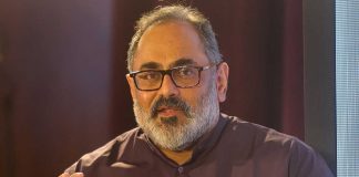 വന്ദേമാതരം ഇന്ത്യക്കാർ മുഴുവൻ പാടുമെന്നും കോൺഗ്രസുകാർ ഇറ്റാലിയൻ നാഷണൽ ആന്തം പാടട്ടെയെന്നും രാജീവ് ചന്ദ്രശേഖർ