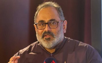 വന്ദേമാതരം ഇന്ത്യക്കാർ മുഴുവൻ പാടുമെന്നും കോൺഗ്രസുകാർ ഇറ്റാലിയൻ നാഷണൽ ആന്തം പാടട്ടെയെന്നും രാജീവ് ചന്ദ്രശേഖർ
