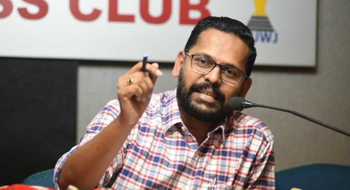 പാലക്കാട് സരിന്റെ പേര് നിർദ്ദേശിച്ച് സിപിഎം ; പക്ഷേ മറ്റ് മുന്നണികളുടെ തീരുമാനം വന്ന ശേഷം മാത്രം പ്രഖ്യാപനം പാലക്കാട് സരിന്റെ പേര് നിർദ്ദേശിച്ച് സിപിഎം ; പക്ഷേ മറ്റ് മുന്നണികളുടെ തീരുമാനം വന്ന ശേഷം മാത്രം പ്രഖ്യാപനം