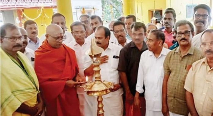 മുട്ടത്തുകോണം എസ്എൻഡിപി ശാഖാ യോഗത്തിൽ പുതിയ ഗുരുമന്ദിര നിർമാണത്തിന് തുടക്കമായി മുട്ടത്തുകോണം എസ്എൻഡിപി ശാഖാ യോഗത്തിൽ പുതിയ ഗുരുമന്ദിര നിർമാണത്തിന് തുടക്കമായി