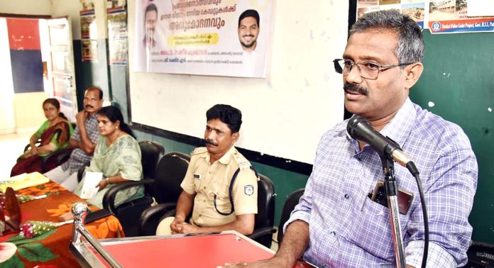 പത്തനംതിട്ട ഗവർമെന്റ് ഹയർ സെക്കണ്ടറി സ്കൂളിലെ സ്റ്റുഡന്റ് പോലീസ് കേഡറ്റുകളുടെ പതിനാറാമത് ബാച്ചിന്റെ പ്രവേശനോൽസവം നടന്നു പത്തനംതിട്ട ഗവർമെന്റ് ഹയർ സെക്കണ്ടറി സ്കൂളിലെ സ്റ്റുഡന്റ് പോലീസ് കേഡറ്റുകളുടെ പതിനാറാമത് ബാച്ചിന്റെ പ്രവേശനോൽസവം നടന്നു