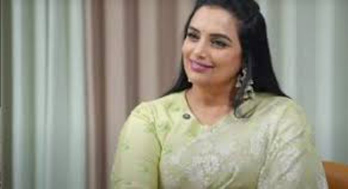 നടി ശ്വേത മേനോന് എതിരായ എഫ് ഐ ആർ സ്റ്റേ ചെയ്ത് ഹൈക്കോടതി നടി ശ്വേത മേനോന് എതിരായ എഫ് ഐ ആർ സ്റ്റേ ചെയ്ത് ഹൈക്കോടതി