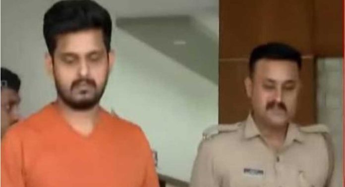 ലഹരി പരിശോധനക്കിടയിൽ പോലീസുകാരനെ ആക്രമിച്ച കേസിൽ പിടിയിലായ പി കെ ബുജൈറിനെ റിമാൻഡ് ചെയ്തു ലഹരി പരിശോധനക്കിടയിൽ പോലീസുകാരനെ ആക്രമിച്ച കേസിൽ പിടിയിലായ പി കെ ബുജൈറിനെ റിമാൻഡ് ചെയ്തു