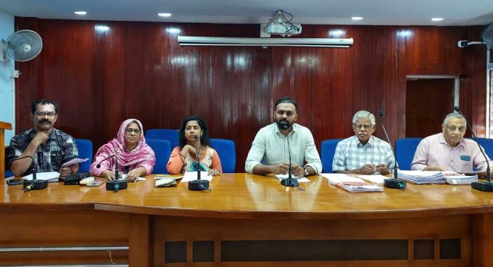 നിയമപരമായ രക്ഷാകര്തൃത്വം : 18 അപേക്ഷ തീര്പ്പാക്കി നിയമപരമായ രക്ഷാകര്തൃത്വം : 18 അപേക്ഷ തീര്പ്പാക്കി