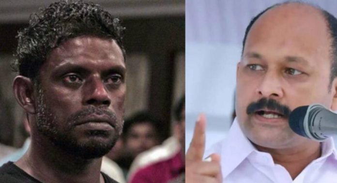 നടന് വിനായകനെതിരെ എറണാകുളം ഡിസിസി പ്രസിഡന്റ് മുഹമ്മദ് ഷിയാസ് നടന് വിനായകനെതിരെ എറണാകുളം ഡിസിസി പ്രസിഡന്റ് മുഹമ്മദ് ഷിയാസ്