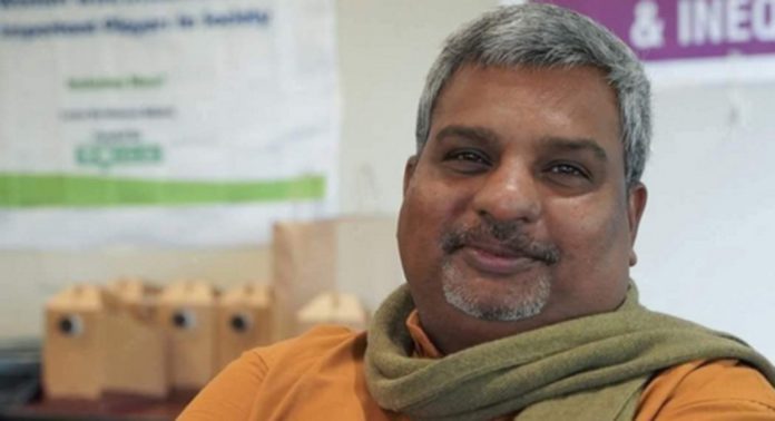 പരിസ്ഥിതി പ്രവര്ത്തകനും ചിന്തകനുമായ വി ബി അജയകുമാര് അന്തരിച്ചു പരിസ്ഥിതി പ്രവര്ത്തകനും ചിന്തകനുമായ വി ബി അജയകുമാര് അന്തരിച്ചു