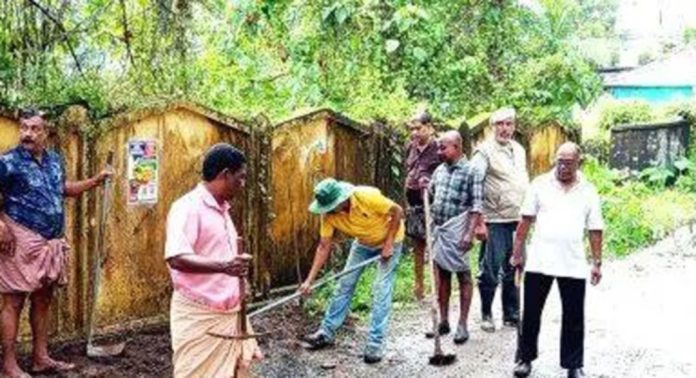 പരുമല പള്ളി – പനയന്നാർകാവ് റോഡ് നാട്ടുകാരുടെ ഇടപെടലിനെ തുടർന്ന് അറ്റകുറ്റപ്പണി നടത്തി പരുമല പള്ളി – പനയന്നാർകാവ് റോഡ് നാട്ടുകാരുടെ ഇടപെടലിനെ തുടർന്ന് അറ്റകുറ്റപ്പണി നടത്തി
