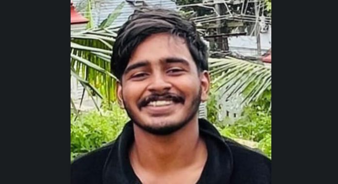 നെടുംകുന്നത്ത് ബസും ബൈക്കും കൂട്ടിയിടിച്ചുണ്ടായ അപകടത്തിൽ യുവാവ് മരിച്ചു നെടുംകുന്നത്ത് ബസും ബൈക്കും കൂട്ടിയിടിച്ചുണ്ടായ അപകടത്തിൽ യുവാവ് മരിച്ചു
