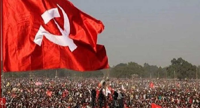 കൊല്ലത്തെ കൂട്ടരാജിയിൽ ഞെട്ടി സിപിഐ ; അടിയന്തര ഇടപെടലിന് സംസ്ഥാന നേതൃത്വം കൊല്ലത്തെ കൂട്ടരാജിയിൽ ഞെട്ടി സിപിഐ ; അടിയന്തര ഇടപെടലിന് സംസ്ഥാന നേതൃത്വം