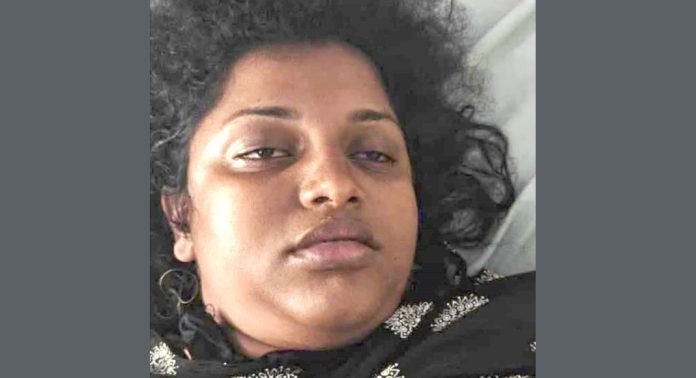 ആറന്മുള അഞ്ഞിലികടവ് പാലത്തിൽ നിന്നും പമ്പാനദിയിലേക്ക് ചാടി യുവതി ആത്മഹത്യ ചെയ്തു ആറന്മുള അഞ്ഞിലികടവ് പാലത്തിൽ നിന്നും പമ്പാനദിയിലേക്ക് ചാടി യുവതി ആത്മഹത്യ ചെയ്തു