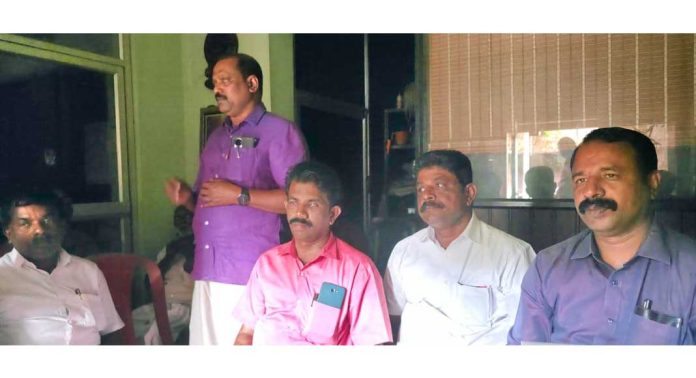 തൊഴില് സംരക്ഷണ ജാഥയ്ക്ക് വൃന്ദാവനത്ത് സ്വീകരണം നല്കും തൊഴില് സംരക്ഷണ ജാഥയ്ക്ക് വൃന്ദാവനത്ത് സ്വീകരണം നല്കും