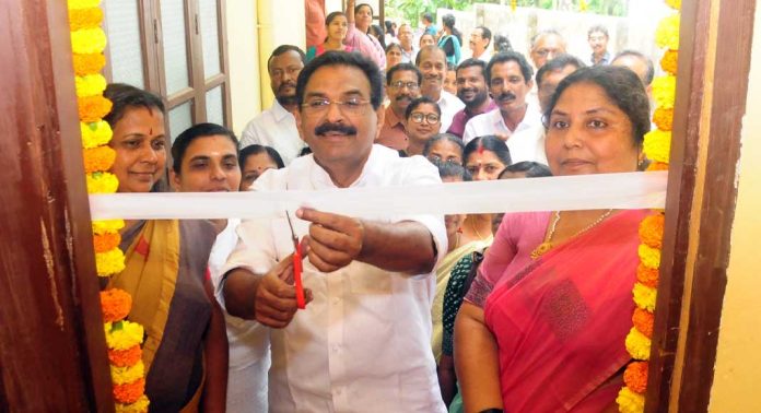 കോന്നി ഗ്രാമപഞ്ചായത്ത് മലയോര പ്രദേശത്തിന്റെ വികസനത്തിന്റെ ഒരു നാഴികകല്ലുകൂടി കോന്നി ഗ്രാമപഞ്ചായത്ത് മലയോര പ്രദേശത്തിന്റെ വികസനത്തിന്റെ ഒരു നാഴികകല്ലുകൂടി