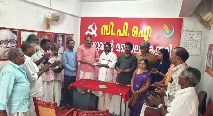 സാധാരണ ജനങ്ങള്ക്കൊപ്പം ഇടതുപക്ഷ സര്ക്കാര് ; ചിറ്റയം ഗോപകുമാര് സാധാരണ ജനങ്ങള്ക്കൊപ്പം ഇടതുപക്ഷ സര്ക്കാര് ; ചിറ്റയം ഗോപകുമാര്