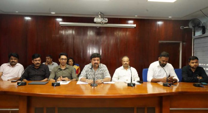 ഭാവിയിലേക്കുള്ള വാതിലാണ് ‘വിഷന് 2031’ സെമിനാര് : മന്ത്രി കെ.ബി ഗണേഷ് കുമാര് ഭാവിയിലേക്കുള്ള വാതിലാണ് ‘വിഷന് 2031’ സെമിനാര് : മന്ത്രി കെ.ബി ഗണേഷ് കുമാര്