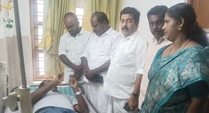 കോണ്ഗ്രസ് വാര്ഡ് പ്രസിഡന്റിനെ ആള്ക്കൂട്ട വിചാരണ നടത്തി ക്രൂരമായി മര്ദ്ദിച്ചവരെ അറസ്റ്റ് ചെയ്യണം : പ്രൊഫ. സതീഷ് കൊച്ചുപറമ്പില് കോണ്ഗ്രസ് വാര്ഡ് പ്രസിഡന്റിനെ ആള്ക്കൂട്ട വിചാരണ നടത്തി ക്രൂരമായി മര്ദ്ദിച്ചവരെ അറസ്റ്റ് ചെയ്യണം : പ്രൊഫ. സതീഷ് കൊച്ചുപറമ്പില്