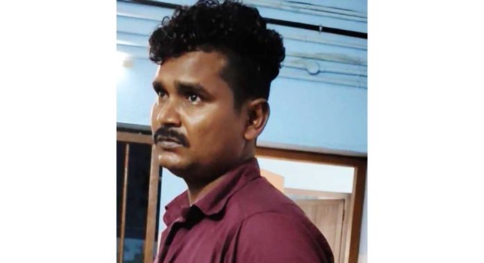 നിരോധിത പുകയില ഉല്പന്നങ്ങൾ വില്പനയ്കായി സൂക്ഷിച്ചിരുന്ന ബീഹാർ സ്വദേശിയെ റാന്നി പോലീസ് പിടികൂടി നിരോധിത പുകയില ഉല്പന്നങ്ങൾ വില്പനയ്കായി സൂക്ഷിച്ചിരുന്ന ബീഹാർ സ്വദേശിയെ റാന്നി പോലീസ് പിടികൂടി