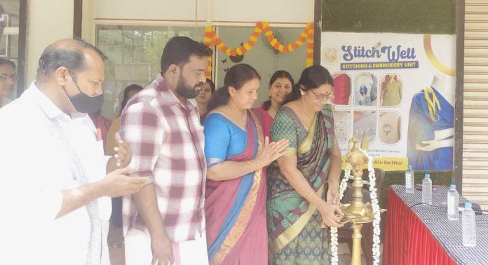 ഇലന്തൂര് ബ്ലോക്ക് പഞ്ചായത്ത് ചെന്നീര്ക്കര ഐ ടി ഐ ജംഗ്ഷനില് ആരംഭിച്ച സ്റ്റിച്ച് വെല് ഉദ്ഘാടനം ചെയ്തു ഇലന്തൂര് ബ്ലോക്ക് പഞ്ചായത്ത് ചെന്നീര്ക്കര ഐ ടി ഐ ജംഗ്ഷനില് ആരംഭിച്ച സ്റ്റിച്ച് വെല് ഉദ്ഘാടനം ചെയ്തു