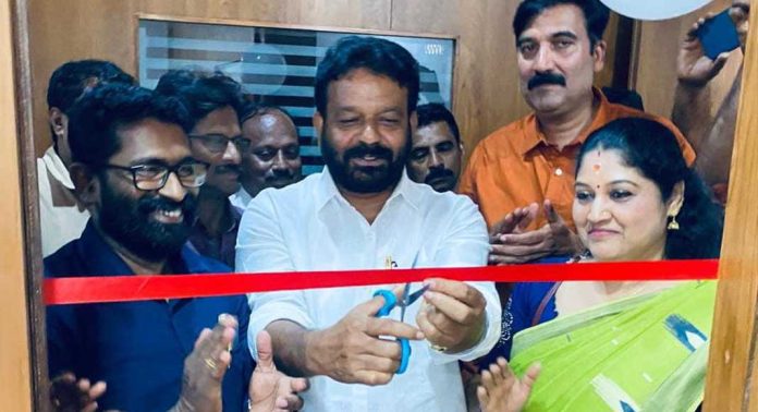 കാംസഫ് സംസ്ഥാന കമ്മിറ്റി ഓഫീസ് ഉദ്ഘാടനം ചെയ്തു കാംസഫ് സംസ്ഥാന കമ്മിറ്റി ഓഫീസ് ഉദ്ഘാടനം ചെയ്തു