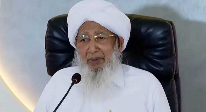 സാമൂഹിക ജീവിതത്തെ സുരക്ഷിതമാക്കാന് മലപ്പുറത്തിന്റെ സൗഹൃദാന്തരീക്ഷം രാജ്യം മാതൃകയാക്കണം ; കാന്തപുരം സാമൂഹിക ജീവിതത്തെ സുരക്ഷിതമാക്കാന് മലപ്പുറത്തിന്റെ സൗഹൃദാന്തരീക്ഷം രാജ്യം മാതൃകയാക്കണം ; കാന്തപുരം