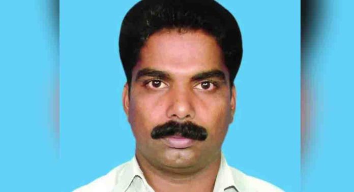 വഴിക്കടവിൽ ജ്യേഷ്ഠൻ അനിയനെ കുത്തിക്കൊലപ്പെടുത്തി വഴിക്കടവിൽ ജ്യേഷ്ഠൻ അനിയനെ കുത്തിക്കൊലപ്പെടുത്തി
