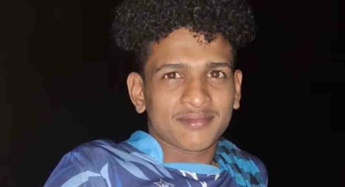 വീട്ടുകാരുമായി വഴക്കിട്ട് വീടുവിട്ടിറങ്ങിയ പതിനേഴുകാരനെ മരിച്ച നിലയിൽ കണ്ടെത്തി വീട്ടുകാരുമായി വഴക്കിട്ട് വീടുവിട്ടിറങ്ങിയ പതിനേഴുകാരനെ മരിച്ച നിലയിൽ കണ്ടെത്തി