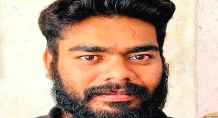 സൗദിയിൽ ജയിൽ വാസം കഴിഞ്ഞ് നാട്ടിലേക്ക് മടങ്ങിയെത്തിയ യുവാവിനെ തിരുവനന്തപുരം പോലീസ് അറസ്റ്റ് ചെയ്തു സൗദിയിൽ ജയിൽ വാസം കഴിഞ്ഞ് നാട്ടിലേക്ക് മടങ്ങിയെത്തിയ യുവാവിനെ തിരുവനന്തപുരം പോലീസ് അറസ്റ്റ് ചെയ്തു