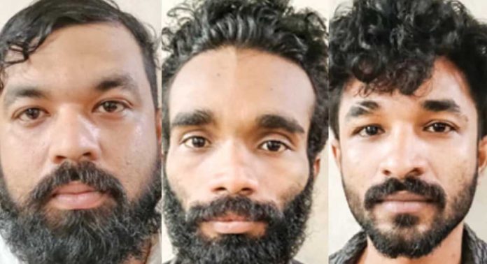 ജോലി കഴിഞ്ഞ് സ്കൂട്ടറില് വീട്ടിലേക്ക് പോവുകയായിരുന്ന യുവതിയെയും സഹോദരനെയും ആക്രമിച്ചു ; പ്രതികള് അറസ്റ്റില് ജോലി കഴിഞ്ഞ് സ്കൂട്ടറില് വീട്ടിലേക്ക് പോവുകയായിരുന്ന യുവതിയെയും സഹോദരനെയും ആക്രമിച്ചു ; പ്രതികള് അറസ്റ്റില്
