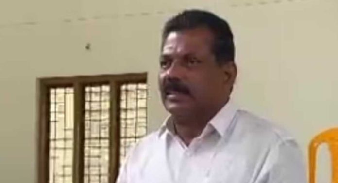 പുൽപ്പള്ളി തങ്കച്ചൻ കേസിൽ ആരോപണവിധേയനായ പഞ്ചായത്ത് അംഗത്തിനെ മരിച്ച നിലയിൽ കണ്ടെത്തി പുൽപ്പള്ളി തങ്കച്ചൻ കേസിൽ ആരോപണവിധേയനായ പഞ്ചായത്ത് അംഗത്തിനെ മരിച്ച നിലയിൽ കണ്ടെത്തി