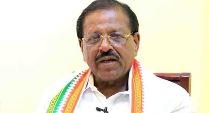 കാസർകോട് ജില്ലയിൽ നിന്ന് മന്ത്രി വേണമെന്ന് രാജ്മോഹൻ ഉണ്ണിത്താൻ എംപി കാസർകോട് ജില്ലയിൽ നിന്ന് മന്ത്രി വേണമെന്ന് രാജ്മോഹൻ ഉണ്ണിത്താൻ എംപി