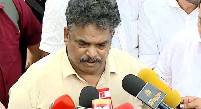 കർണാടകയിൽ കാർവാർ എംഎൽഎ സതീഷ് കൃഷ്ണ സെയ്ലിനെ അറസ്റ്റ് ചെയ്ത് ഇഡി കർണാടകയിൽ കാർവാർ എംഎൽഎ സതീഷ് കൃഷ്ണ സെയ്ലിനെ അറസ്റ്റ് ചെയ്ത് ഇഡി