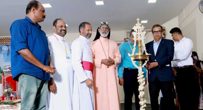 ചെങ്ങന്നൂർ, പുലിയൂർ മാർ ഈവാനിയോസ് ലോ കോളേജിൽ വിവിധ കോഴ്സുകളുടെ 2025-26 അധ്യയന വർഷ ഉദ്ഘാടനം നടന്നു ചെങ്ങന്നൂർ, പുലിയൂർ മാർ ഈവാനിയോസ് ലോ കോളേജിൽ വിവിധ കോഴ്സുകളുടെ 2025-26 അധ്യയന വർഷ ഉദ്ഘാടനം നടന്നു