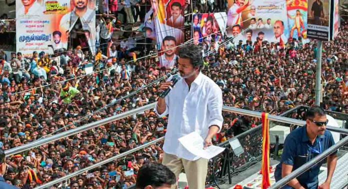 കരൂർ ദുരന്തത്തിൽ സിബിഐ അന്വേഷണം ആവശ്യപ്പെട്ടുള്ള രണ്ട് ഹർജികൾ മദ്രാസ് ഹൈക്കോടതി തള്ളി കരൂർ ദുരന്തത്തിൽ സിബിഐ അന്വേഷണം ആവശ്യപ്പെട്ടുള്ള രണ്ട് ഹർജികൾ മദ്രാസ് ഹൈക്കോടതി തള്ളി