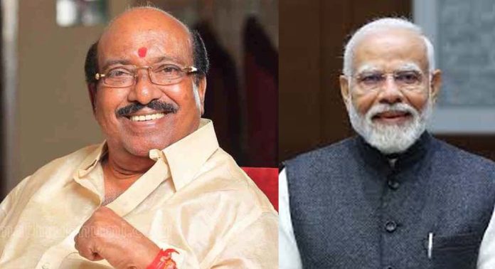 തിരുവോണ നാളിൽ പ്രധാനമന്ത്രിയെ കുടുംബസമേതം സന്ദർശിച്ച് തുഷാർ വെള്ളാപ്പള്ളി തിരുവോണ നാളിൽ പ്രധാനമന്ത്രിയെ കുടുംബസമേതം സന്ദർശിച്ച് തുഷാർ വെള്ളാപ്പള്ളി