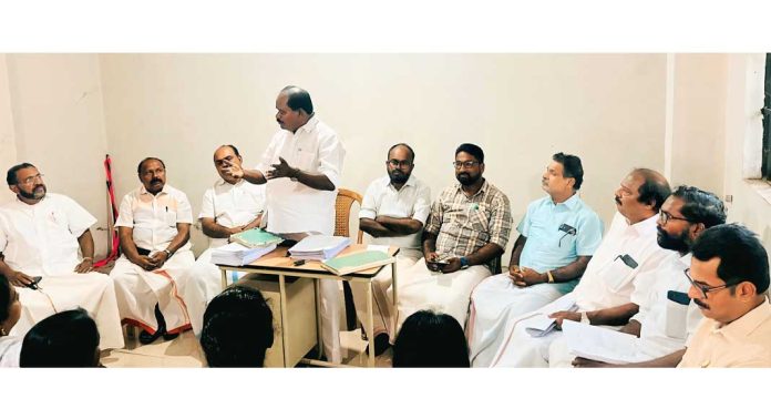 കേരളത്തിലെ ആഭ്യന്തര വകുപ്പ് കുത്തഴിഞ്ഞ സംവിധാനം : സതീഷ് കൊച്ചുപറമ്പിൽ കേരളത്തിലെ ആഭ്യന്തര വകുപ്പ് കുത്തഴിഞ്ഞ സംവിധാനം : സതീഷ് കൊച്ചുപറമ്പിൽ