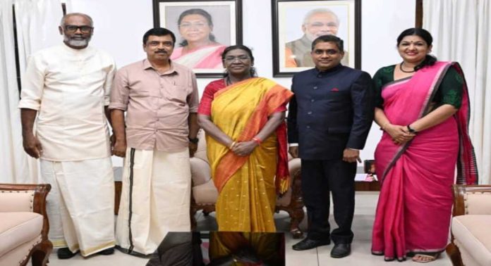 കെ ആർ നാരായണൻ ചരിത്രപുരുഷൻ: രാഷ്ട്രപതി കെ ആർ നാരായണൻ ചരിത്രപുരുഷൻ: രാഷ്ട്രപതി